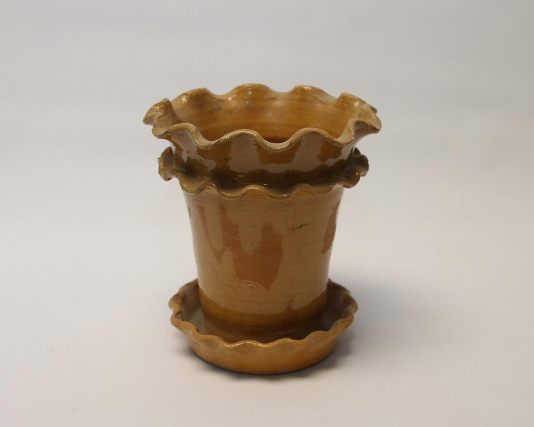 EARLY POTTERY FLOWER POT (1 of 3)