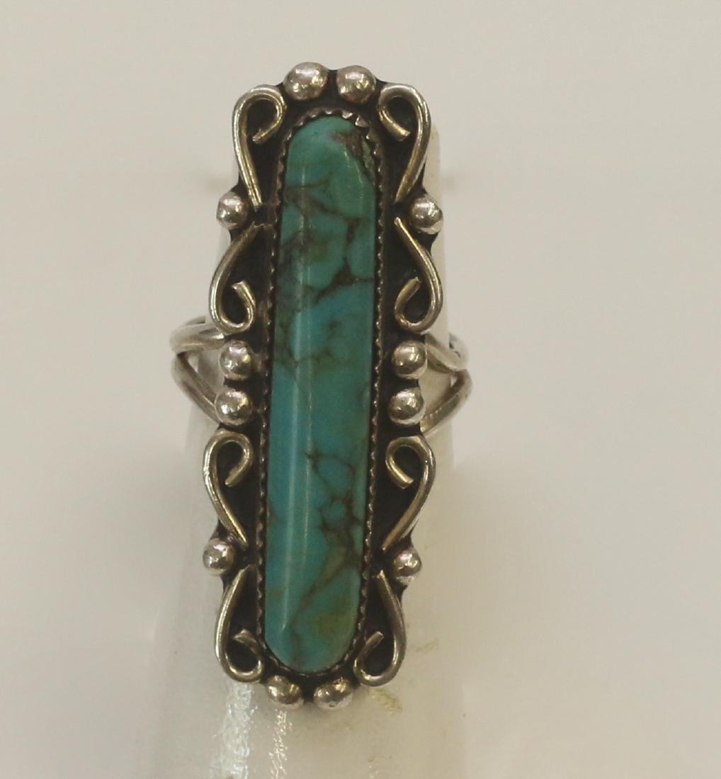 NATIVE AMERICAN STERLING SILVER RING (1 of 2)