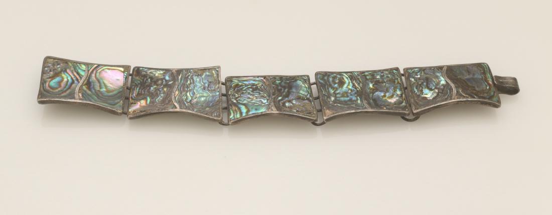 STERLING SILVER ABALONE BRACELET: 1.21 OZT - VINTAGE DESIGN WITH 5 PANELS