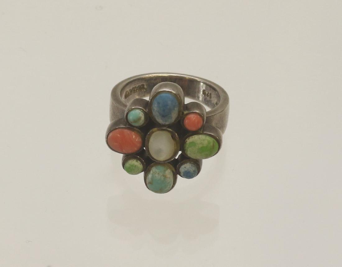 STERLING SILVER RING: SMALL CABOCHON STONE - TAIWAN .925
