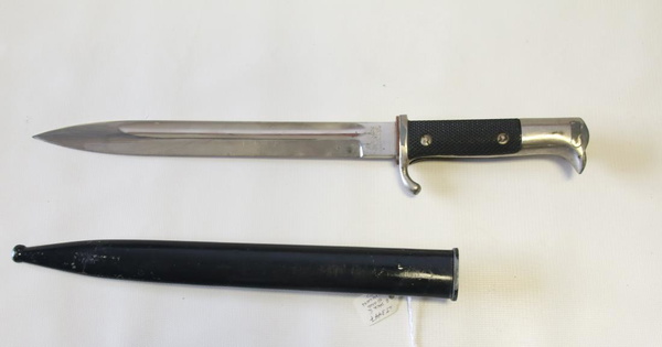 E. Pack And Sohne Solingen Bayonet