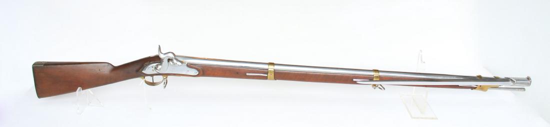CIVIL WAR IMPORT GERMAN MUSKET WITH BAYONET: CIVIL WAR IMPORT GERMAN MUSKET WITH BAYONET BARREL DATED 1833 - BUTT PLATE HAS REGIMENTAL MARKINGS - ORIGINAL BAYONET