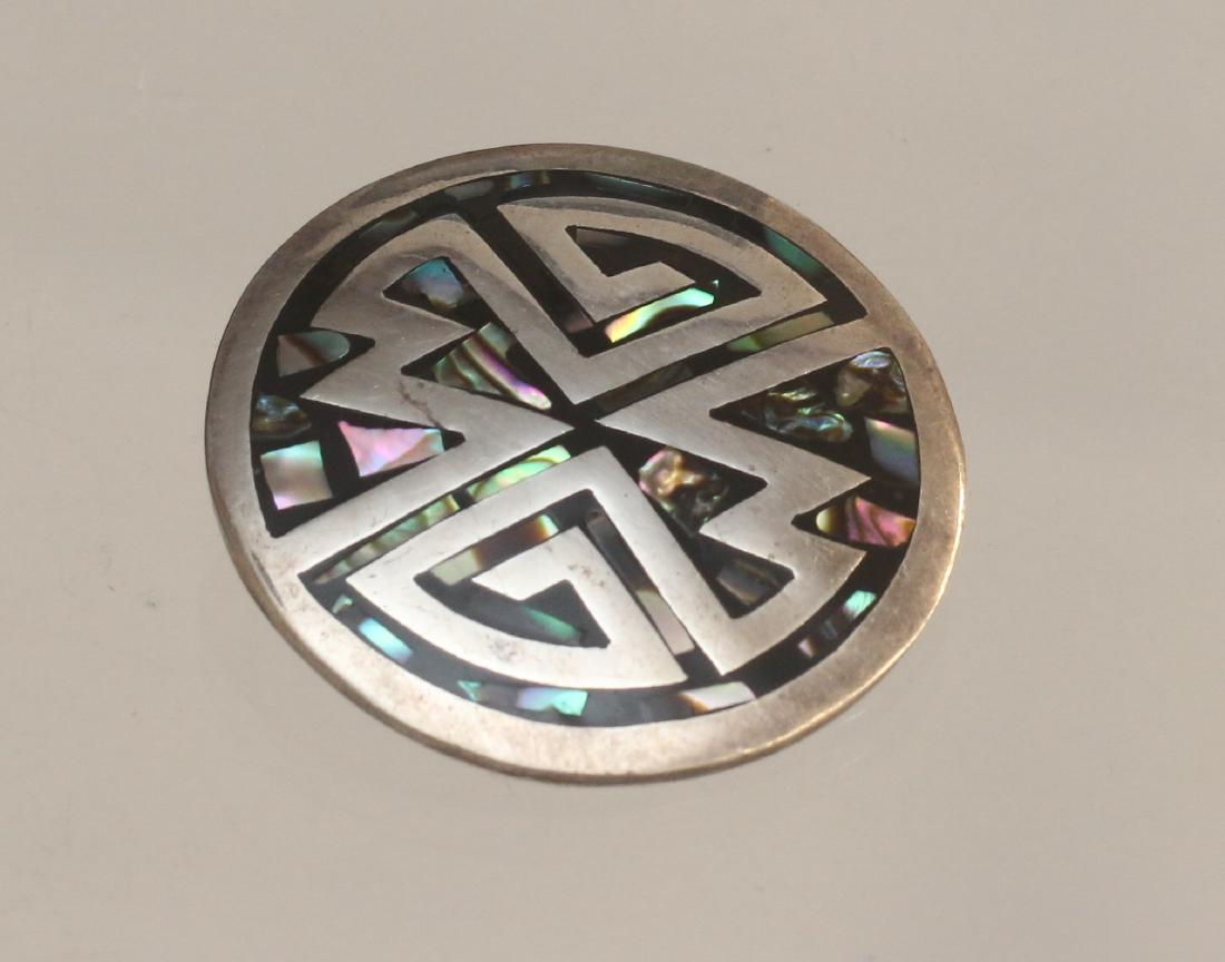 STERLING MEXICO PENDANT: ABALONE - TH-24 Dimensions: 1 1/2" DIAMETER