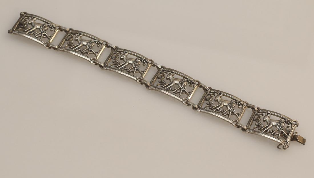 CORO STERLING BRACELET: 6 SECTION FAWN AND VINES - STERLING CRAFT BY CORO - 1.1 OZT Dimensions: 6 1/2"