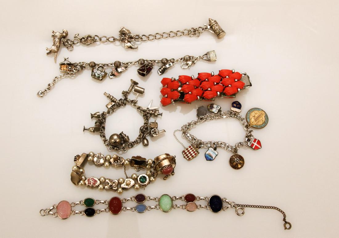 (7) COSTUME BRACELETS (1 of 1)