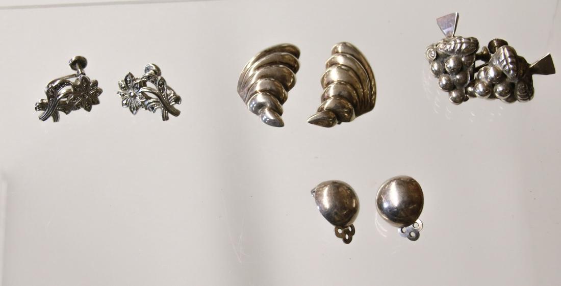 (4) PAIR OF STERLING EARRINGS (1 of 1)