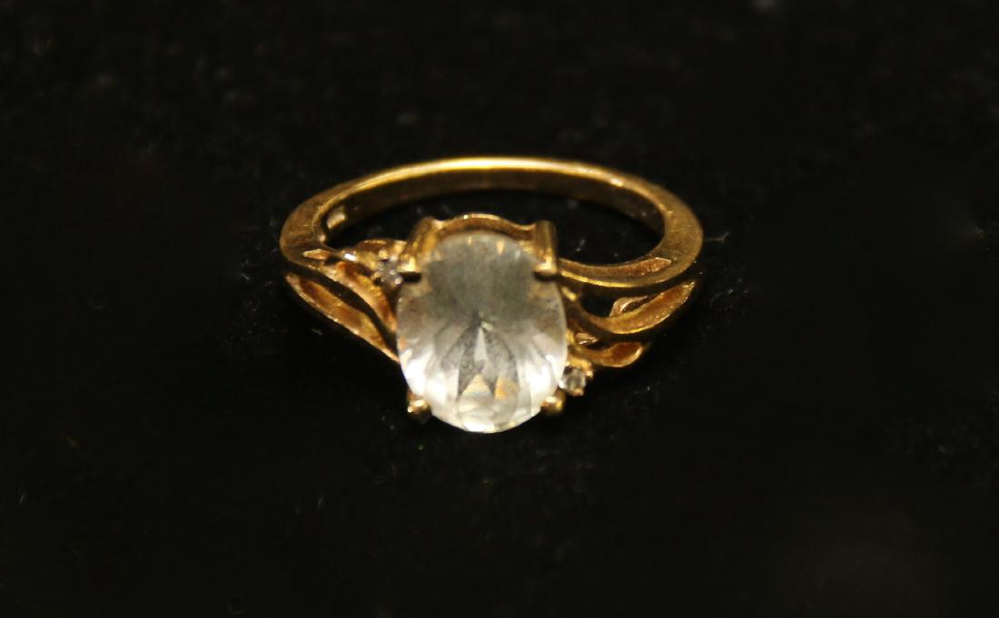 10K GOLD RING (1 of 3)