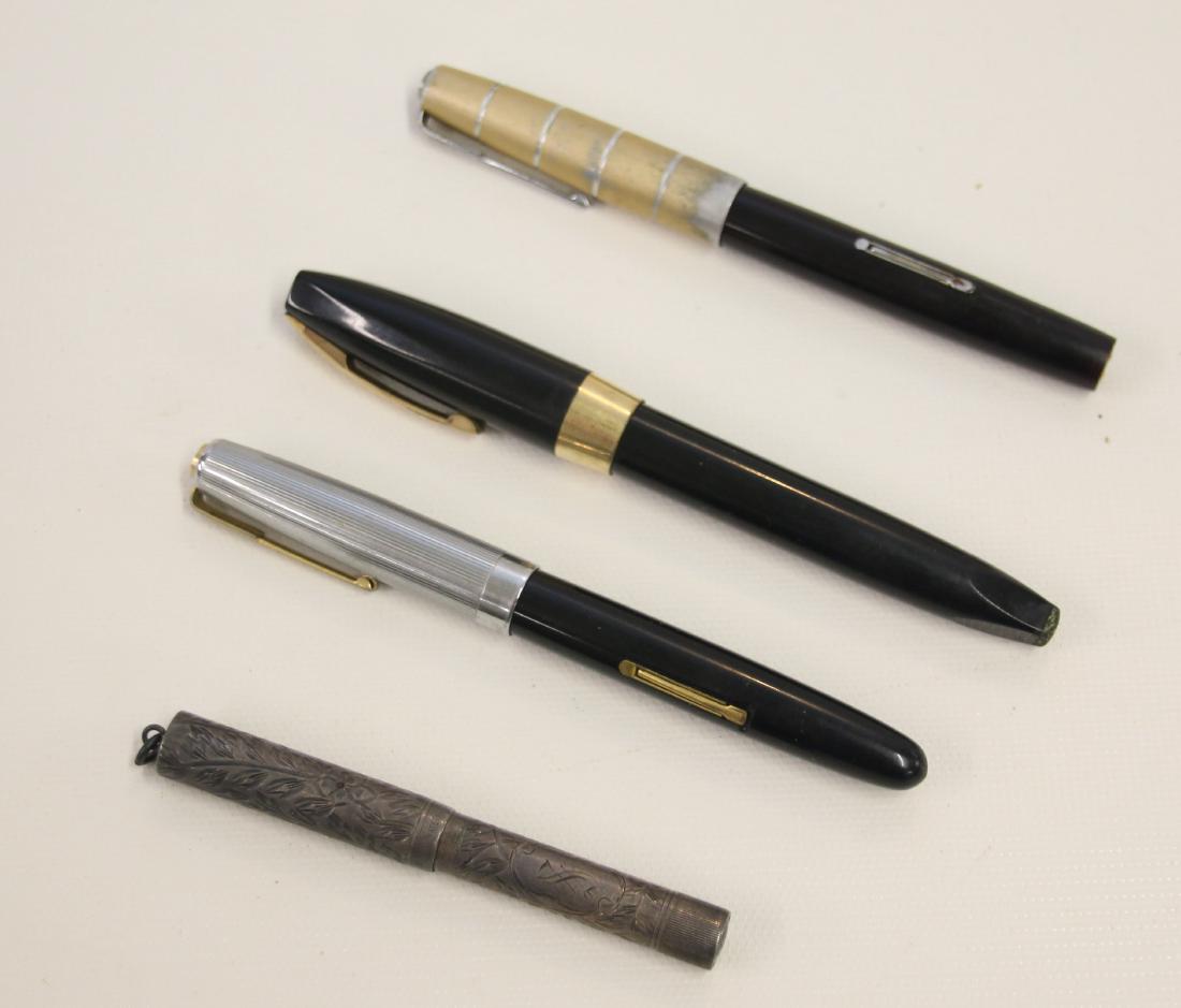 (4) FOUNTAIN PENS (1 of 4)