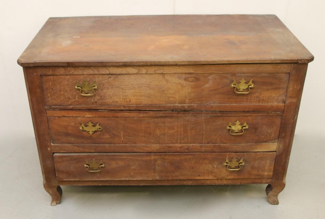 WALNUT BLANKET CHEST: 20TH CENTURY BLANKET CHEST WITH LIFT LID AND ONE DRAWER Dimensions: 43 1/2" X 20" X 29"