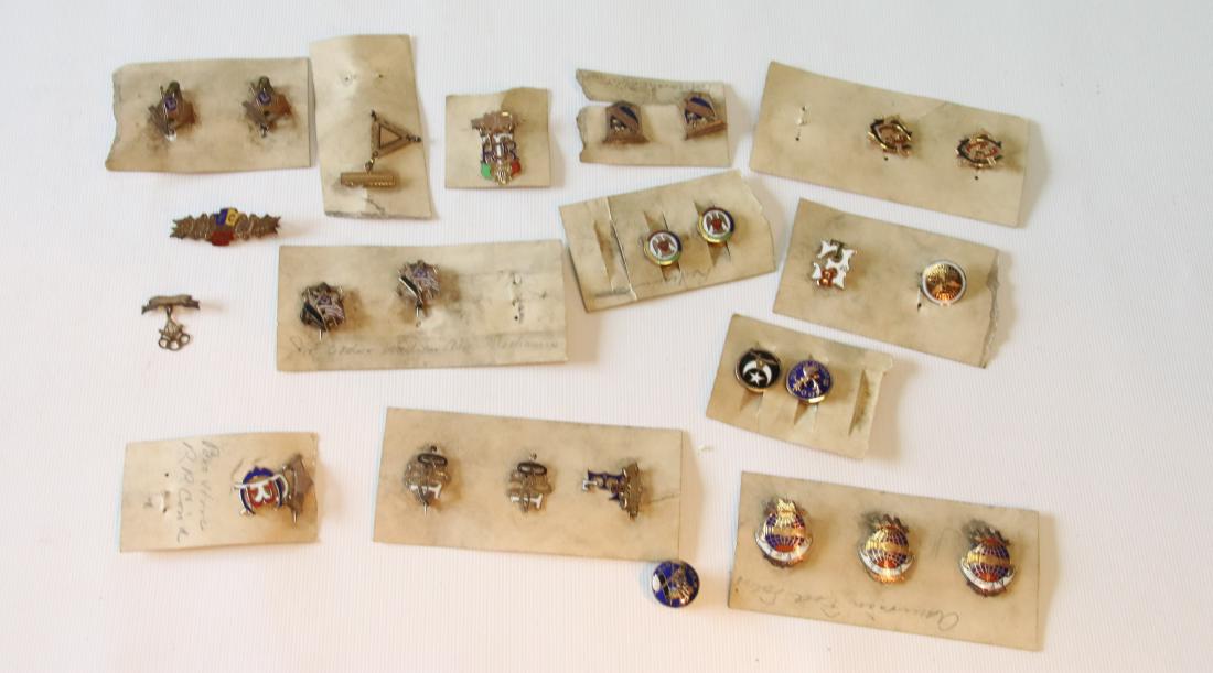 ASSOCIATION PIN LOT (1 of 1)