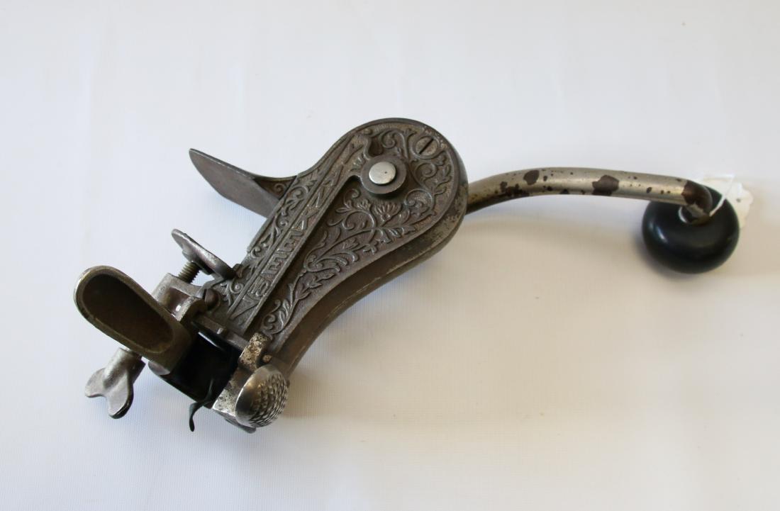 VINTAGE CORK SCREW (1 of 5)