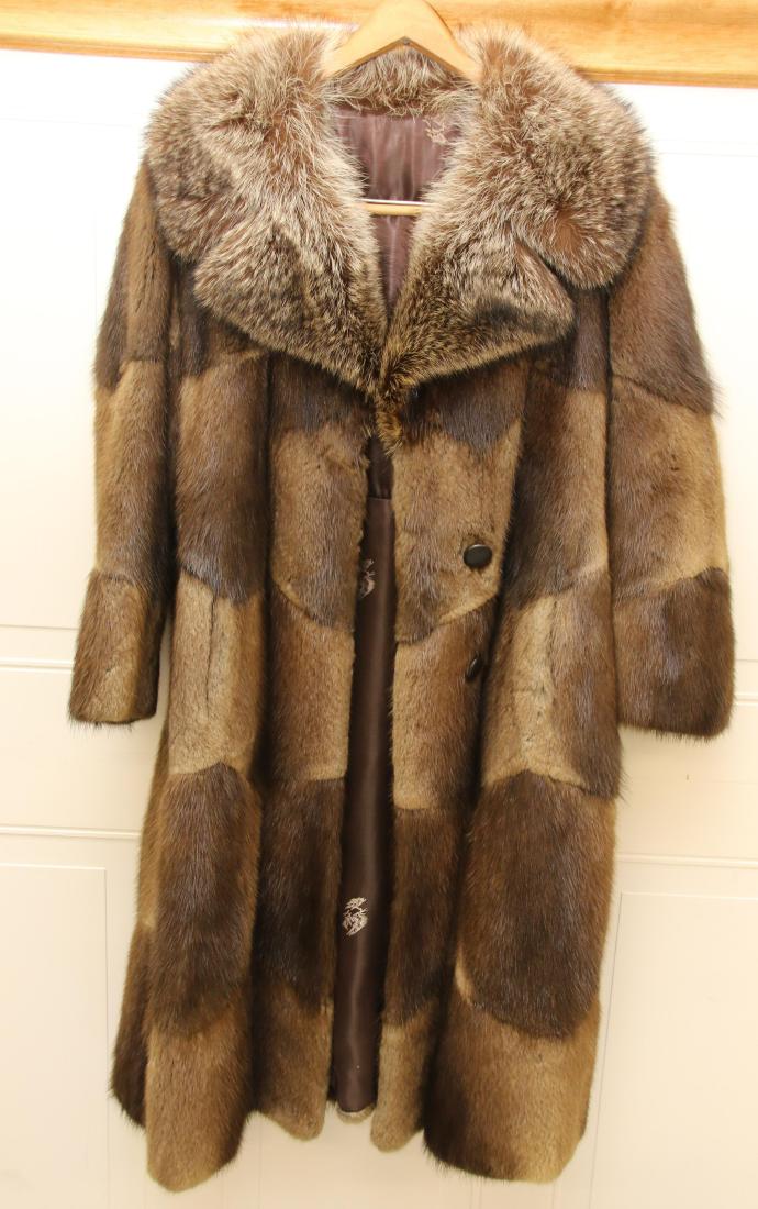 LADIES FUR COAT (1 of 3)