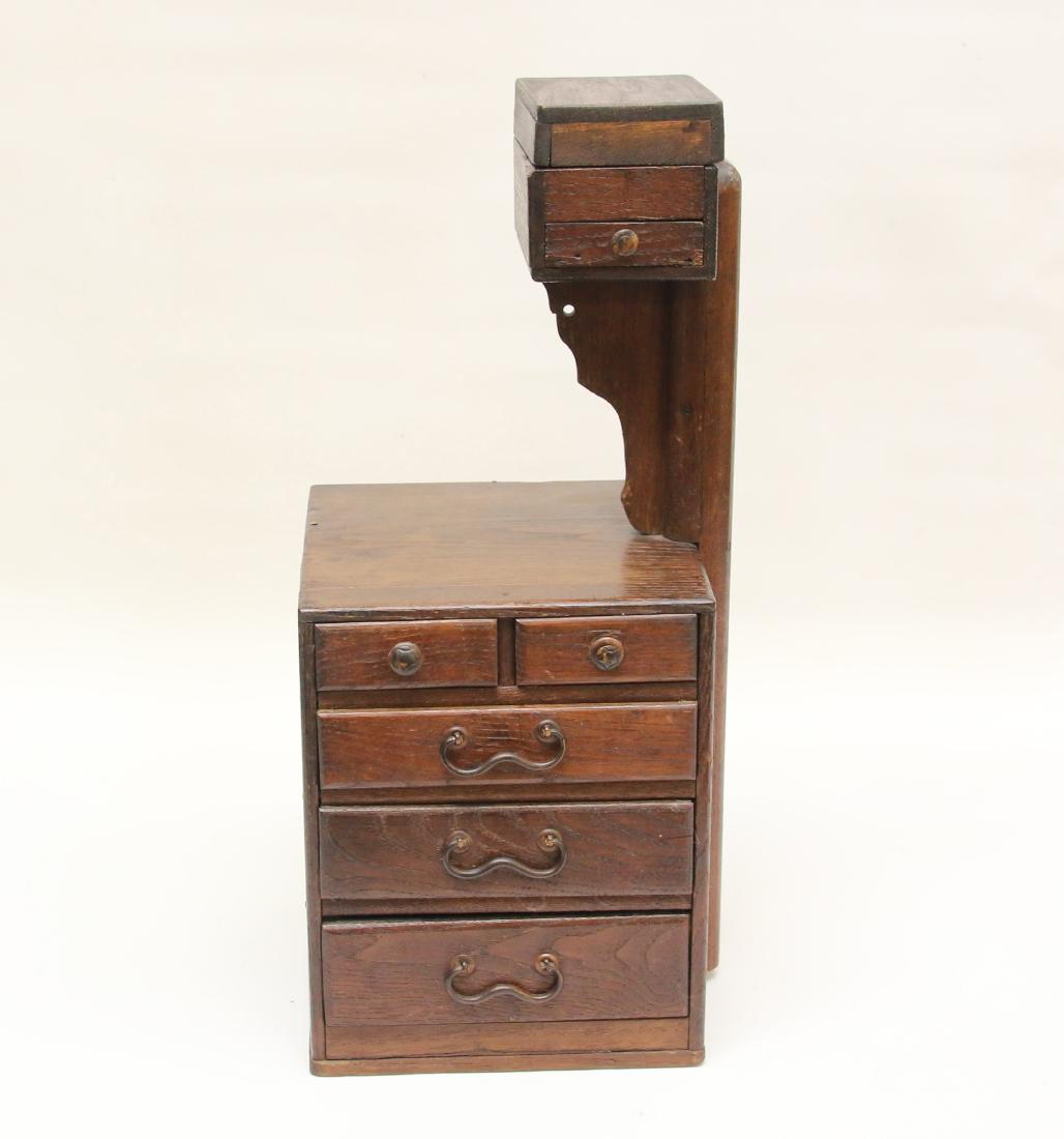 ASIAN STYLE SEWING BOX (1 of 4)