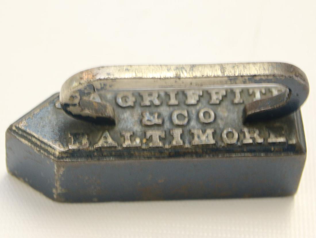 LITTLE ADVERTISING IRON (1 of 3)