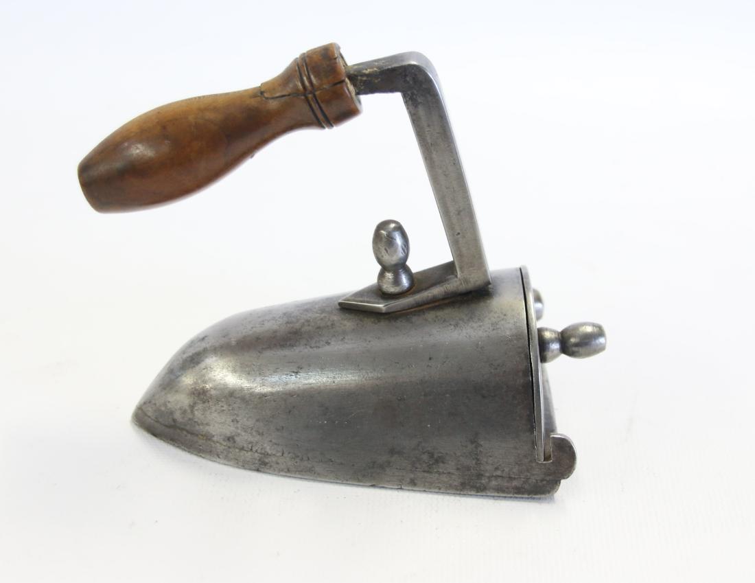 LITTLE BOX IRON (1 of 3)