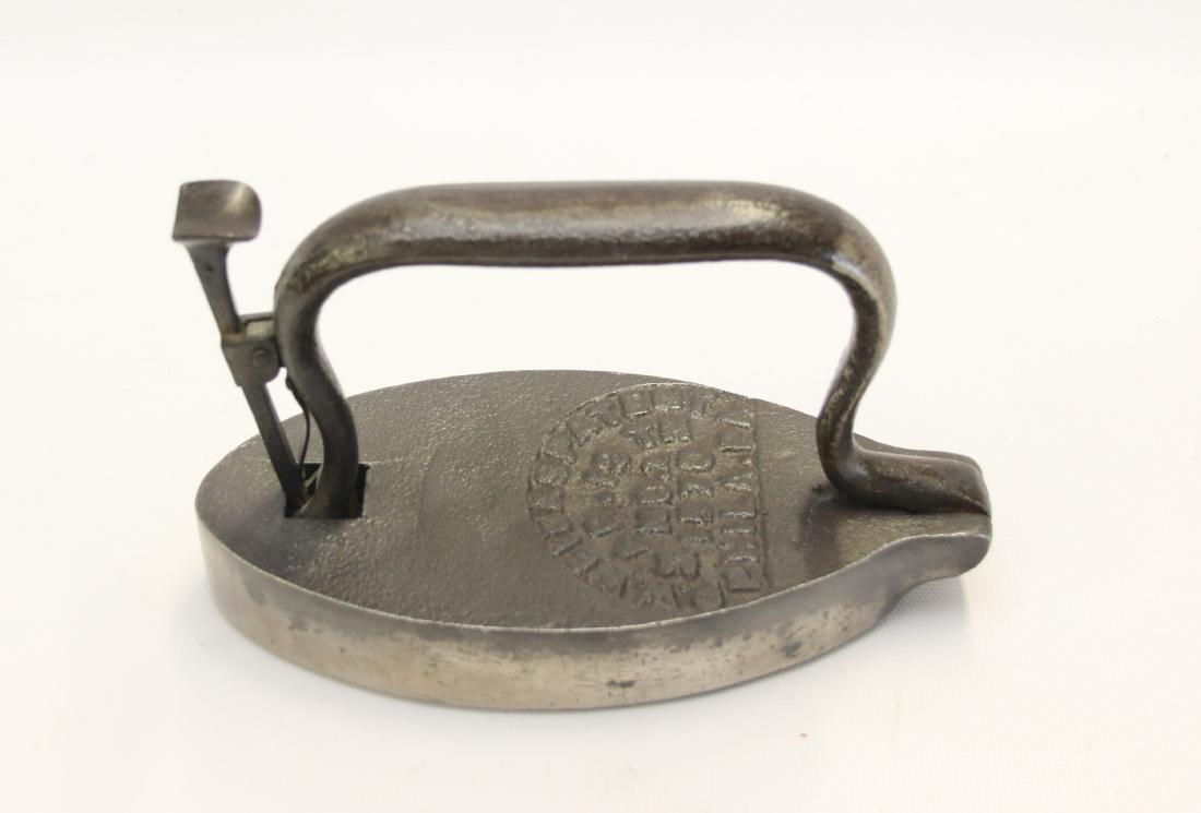 FLAT SAD IRON (1 of 3)