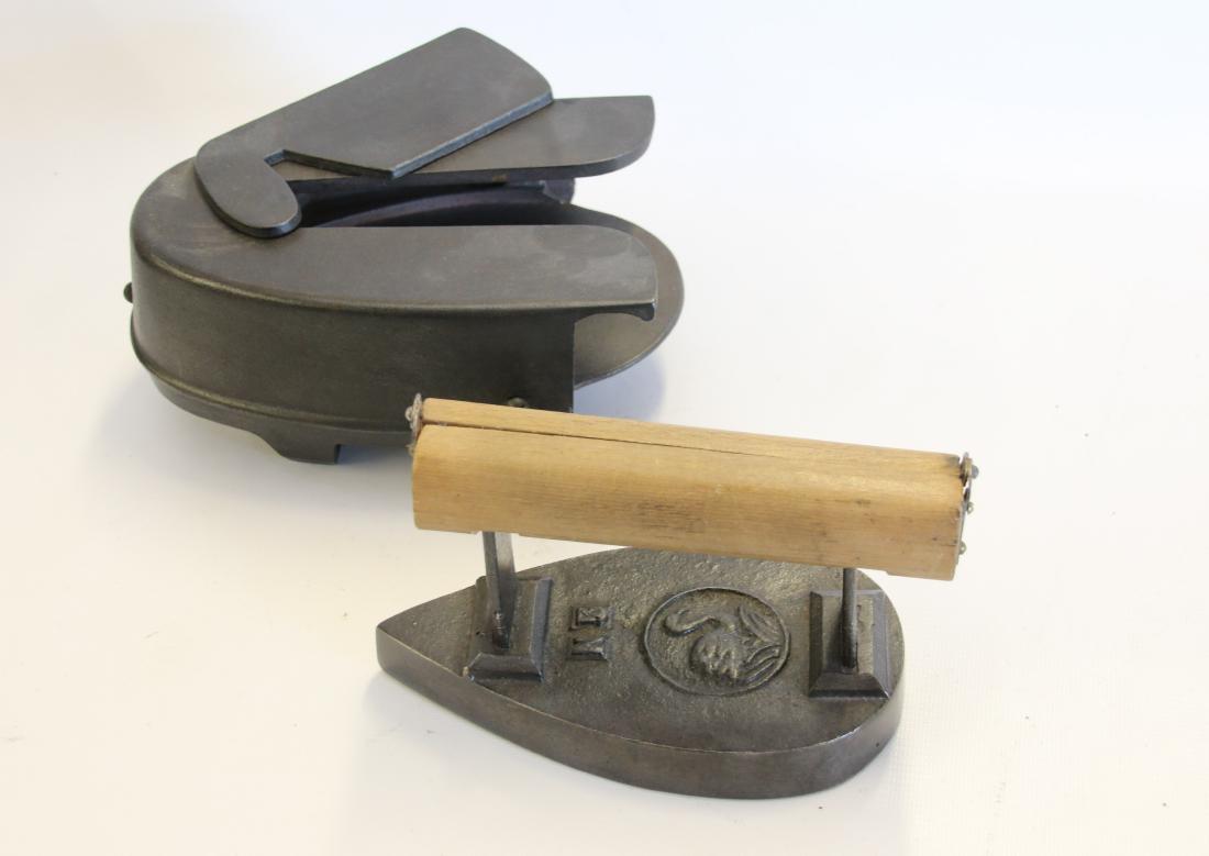 HEATER/STOVE IRON (1 of 3)