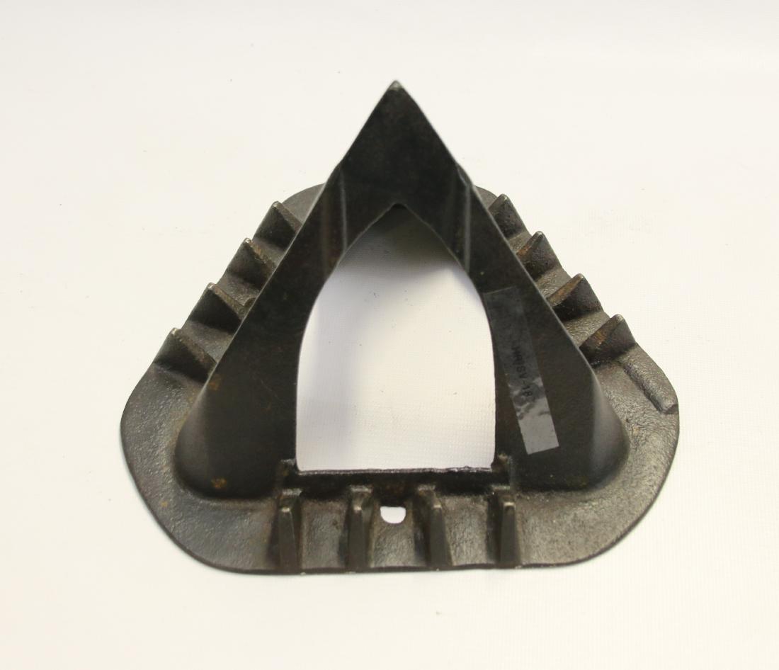 HEATER/STOVE IRON (1 of 3)