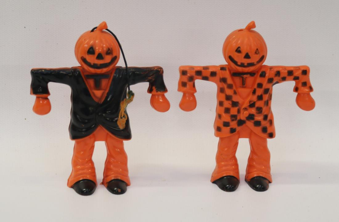 PR. OF PLASTIC HALLOWEEN ITEMS (1 of 2)
