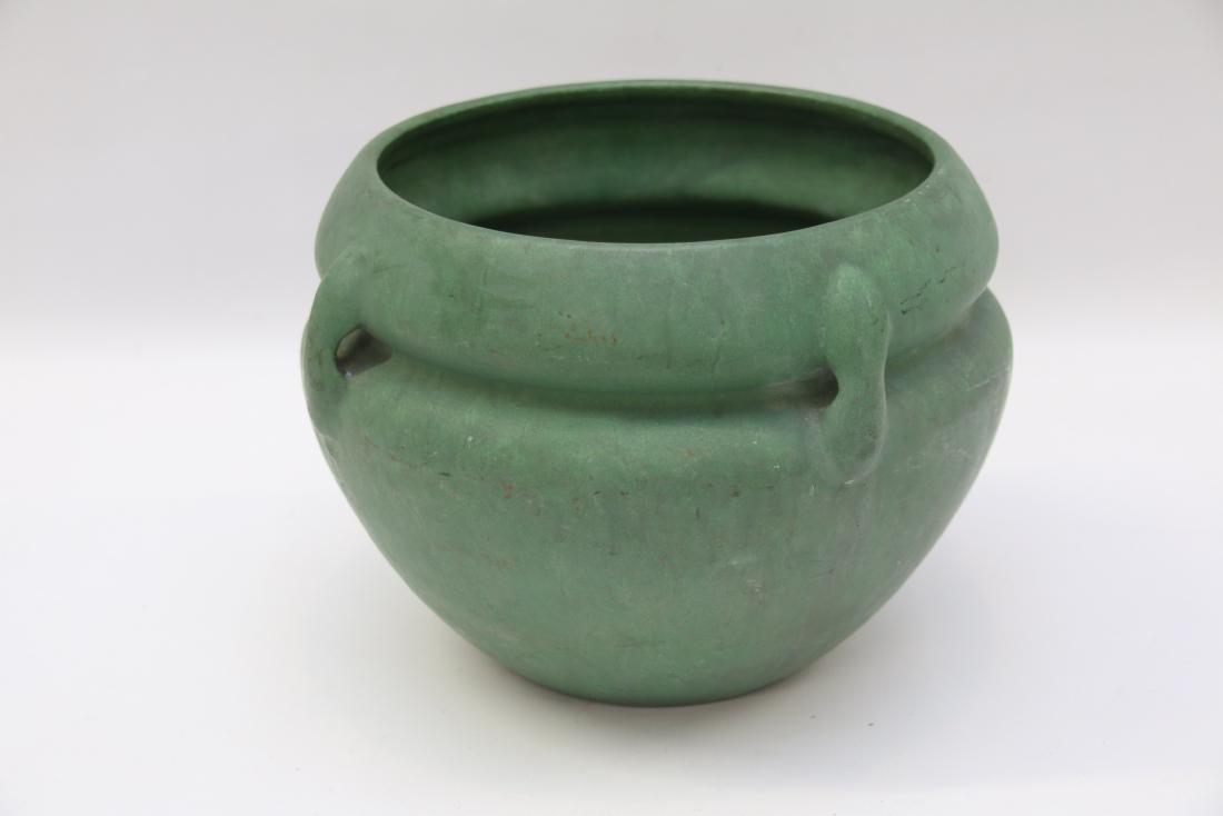 ART POTTERY FLOWER POT (1 of 3)