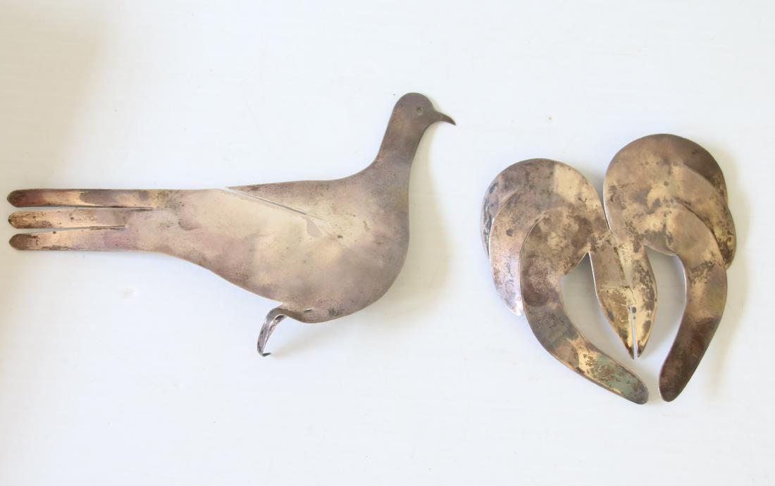 PR. OF SCULPTURE PIECES (1 of 3)