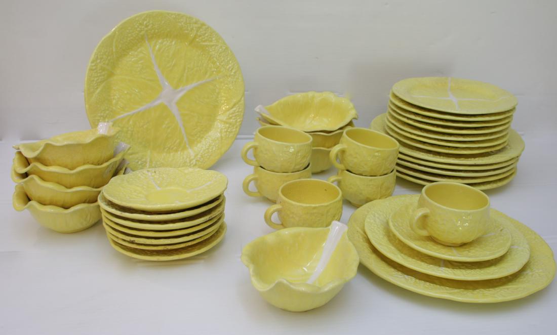 VINTAGE DISH SET (1 of 2)