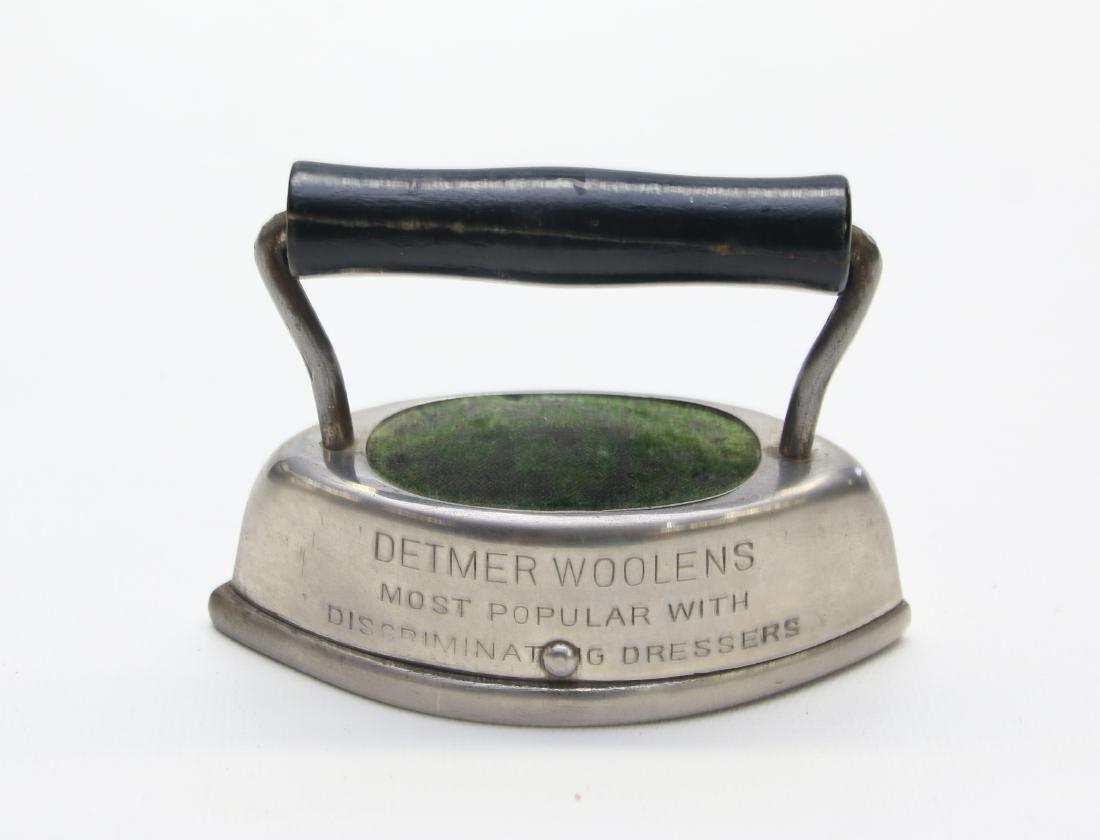LITTLE ADVERTISING IRON (1 of 3)