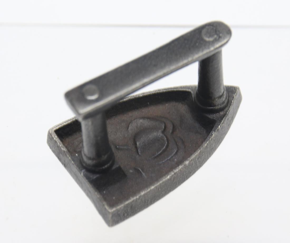 LITTLE FRENCH SAD IRON (1 of 3)