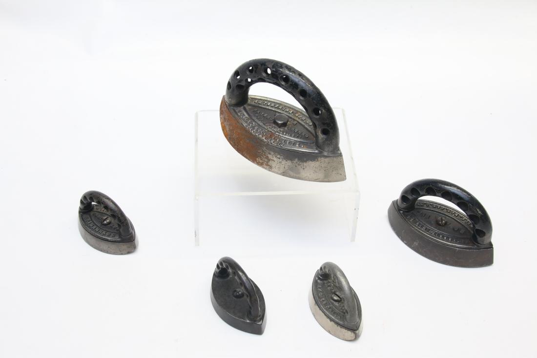 GROUP LOT OF MINIATURE SAD IRONS: 5 TOTAL 2 5/8" TO 5"