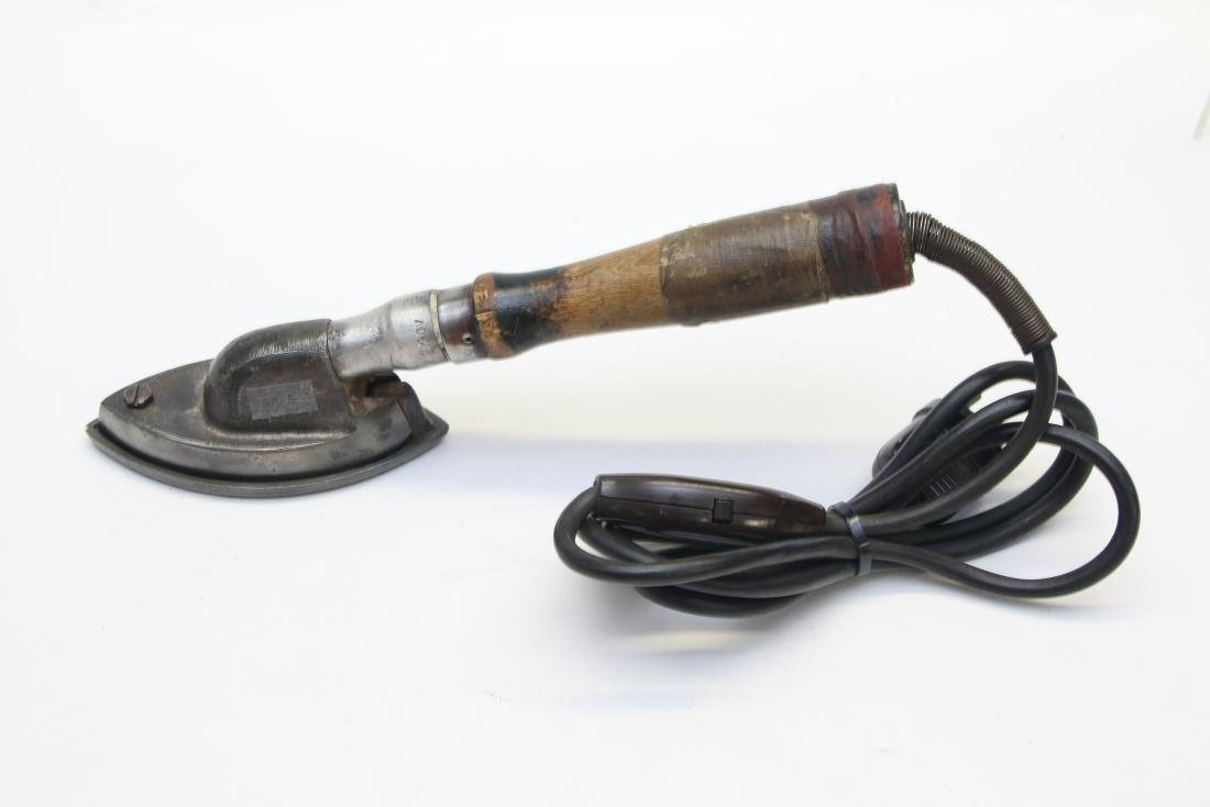 SPECIAL PURPOSE IRON (1 of 4)