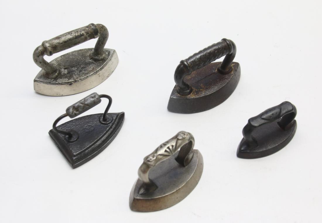 GROUP LOT OF MINIATURE IRONS (1 of 3)