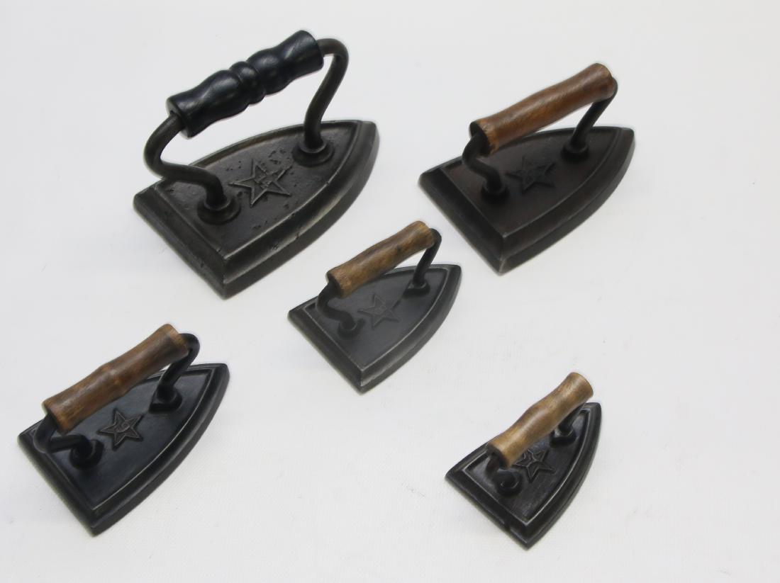 GROUP LOT OF MINIATURE SAD IRONS (1 of 3)
