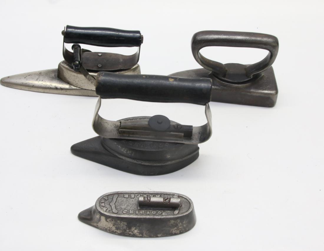 GROUP LOT OF ANTIQUE IRONS (1 of 5)