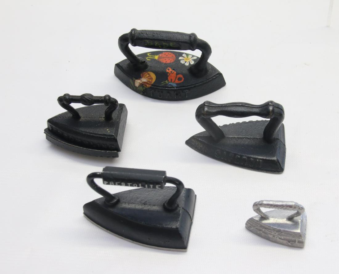 GROUP LOT OF MINIATURE IRONS (1 of 2)