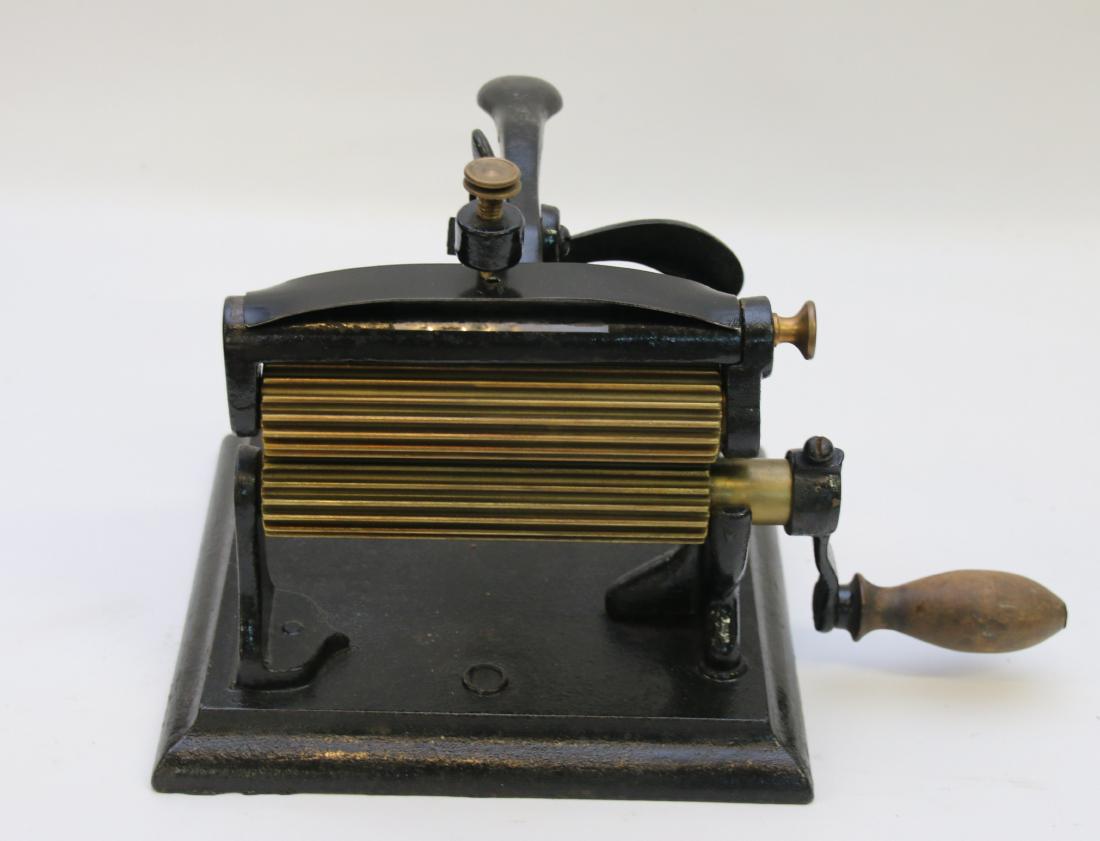 FLUTING MACHINE (1 of 3)
