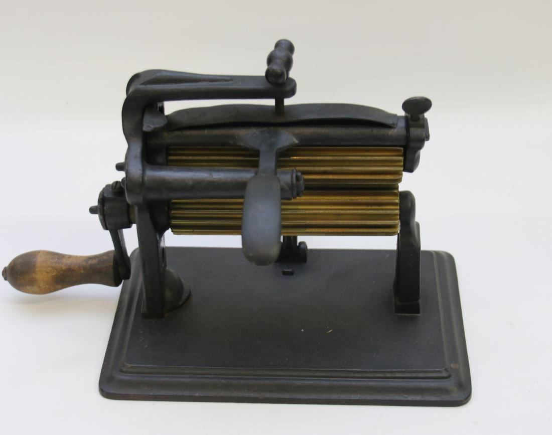 FLUTING MACHINE: GREENWOOD & CO. - UNIVERSAL #1 - PAT. 1870 ROLLERS 6"