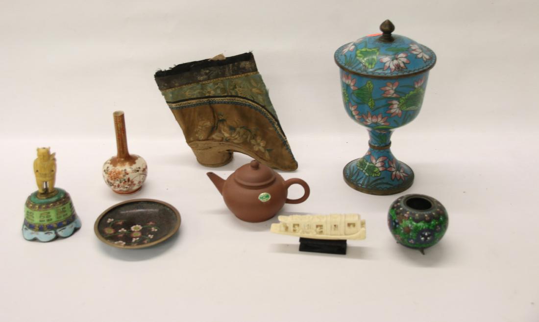 GROUP LOT OF ASIAN ITEMS (1 of 3)