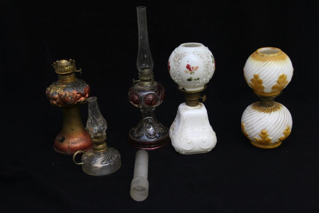 GROUP LOT OF KEROSENE LIGHTS (1 of 1)