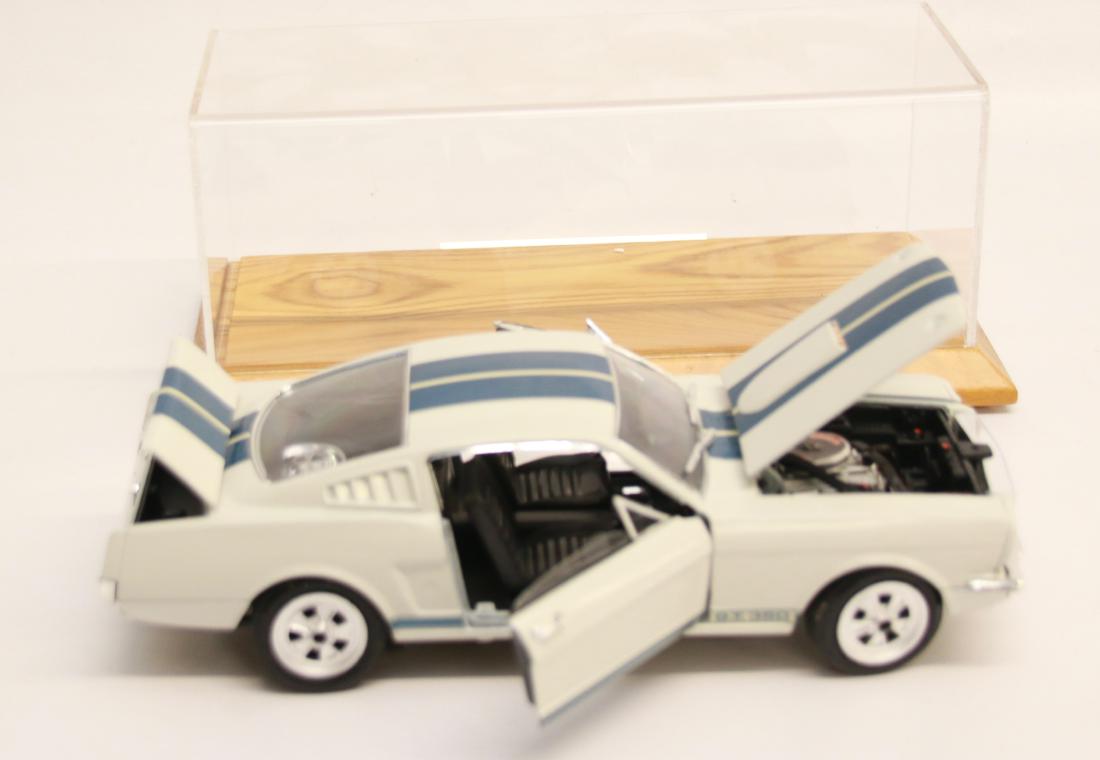 JOUEF EVOLUTION SCALE MODEL CAR (1 of 3)
