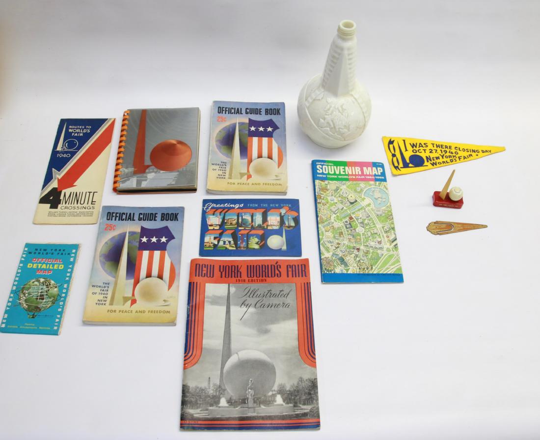 GROUP LOT OF WORLD'S FAIR ITEMS: (11) ITEMS INCLUDING - 1939 BOTTLE, BOOKMARK, PENNANTS, GUIDE BOOKS ETC...