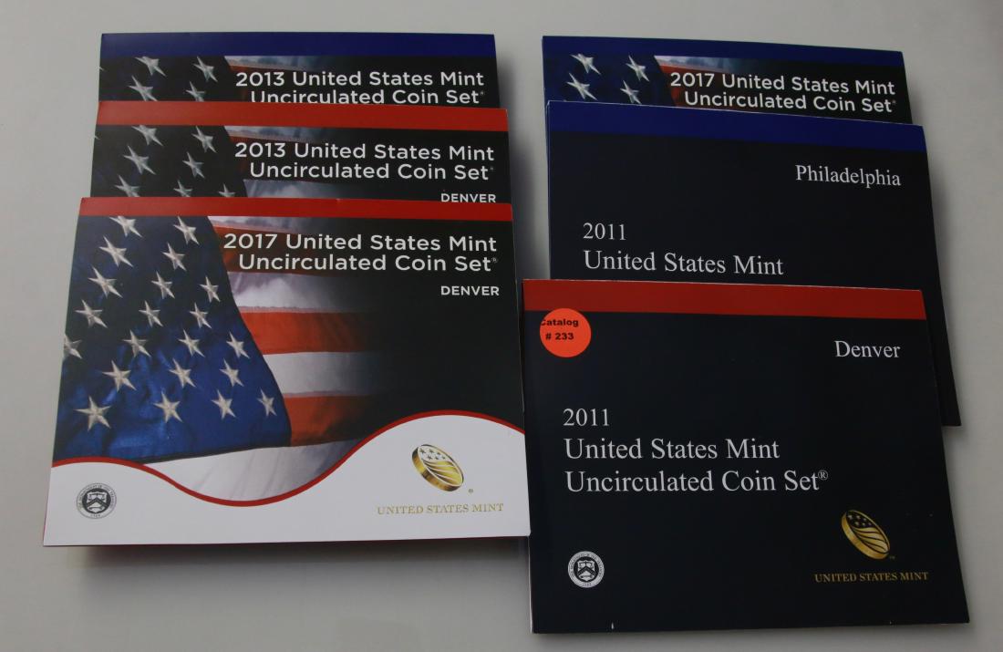 U.S. MINT UNCIRCULATED COIN SET (1 of 2)