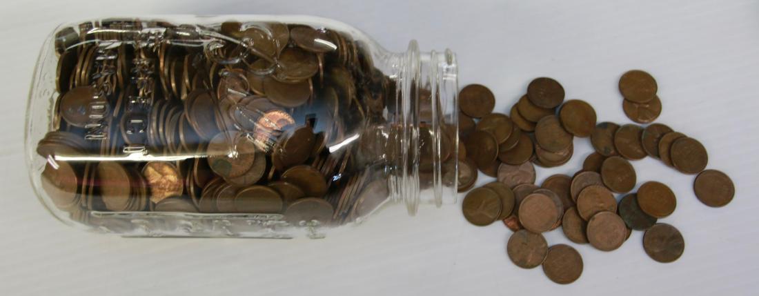 MASON JAR OF WHEAT PENNIES: MASON JAR OF WHEAT PENNIES
