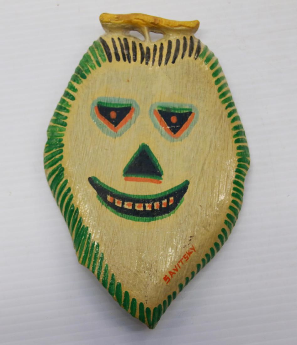 JACK SAVITSKY OIL ON WOOD: PUMPKIN STYLE FOLK ART FACE ON CUT OUT WOODEN LEAF - SIGNED SAVITSKY - , 8" X 6"