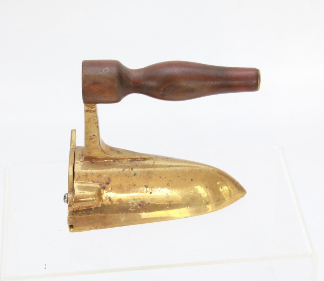 BRASS OX TONGUE IRON: WITH SLUG AND SWING GATE . 4"