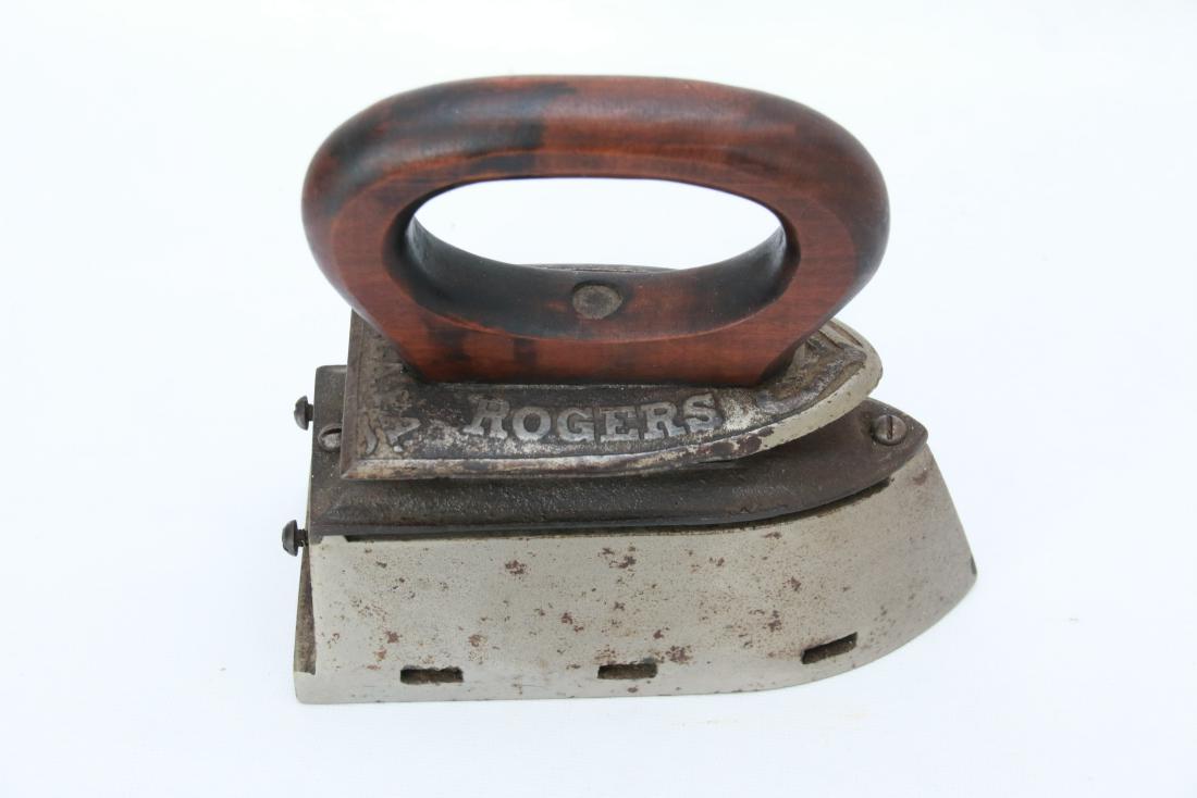 EARLY FUEL IRON: SAW GRIP HANDLE - "ROGERS" - MISSING TANK . 7"