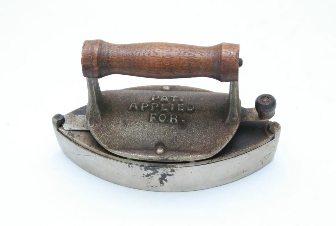 DETACHABLE SLUG IRON: LIFT OFF HANDLE (PATENT APPLIED FOR) - DOUBLE POINT . 7 1/4"