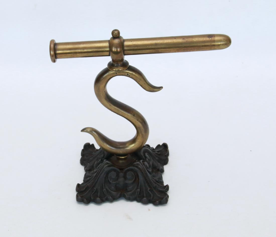 DECORATIVE GOFFERING IRON: SNAKE LIKE "S" POST - ORNAMENTAL CAST IRON BASE . 6 1/2" H