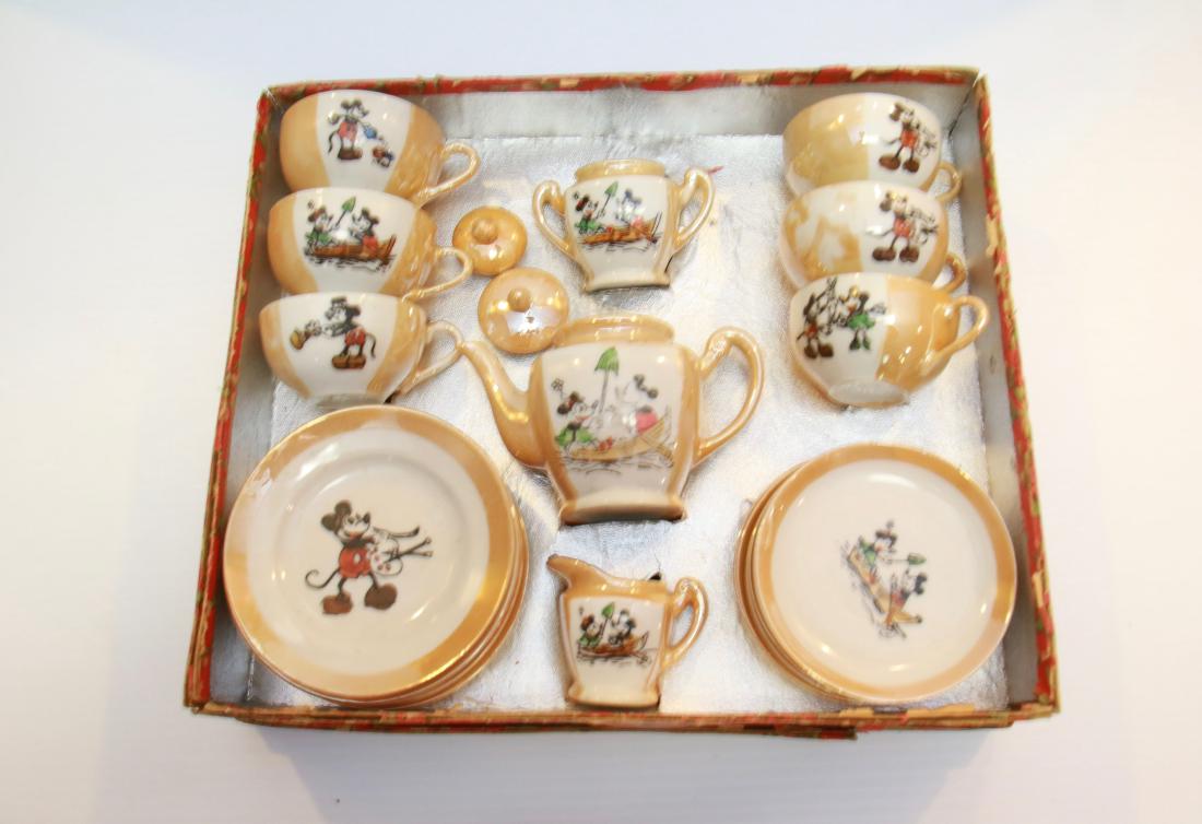 minnie tea set