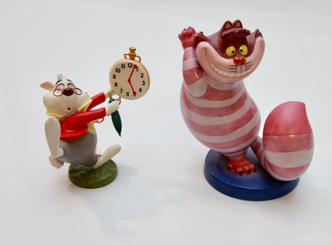 PAIR OF WALT DISNEY CLASSIC COLLECTION FIGURES: ALICE AND WONDERLAND "SURREAL SMILE" & "NO TIME TO SAY HELLO - GOODBY" Size:3" & 3"