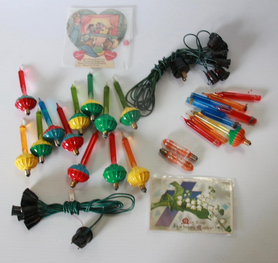 GROUP LOT OF CHRISTMAS BUBBLE LIGHTS: (13) BUBBLE LIGHTS, (8) BUBBLERS, AND (2) WIRE SETS